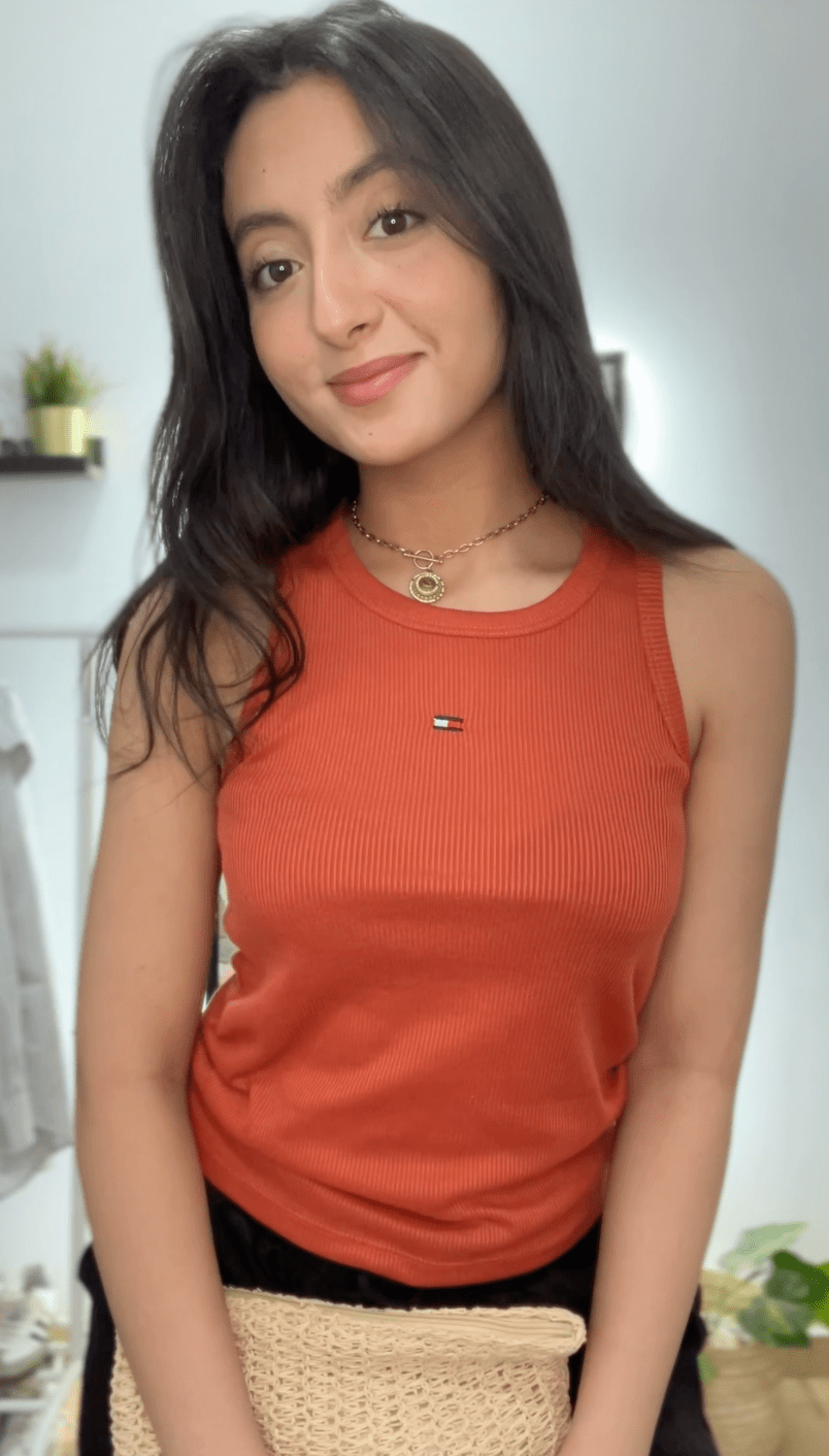 Top sans manches – Look minimal chic